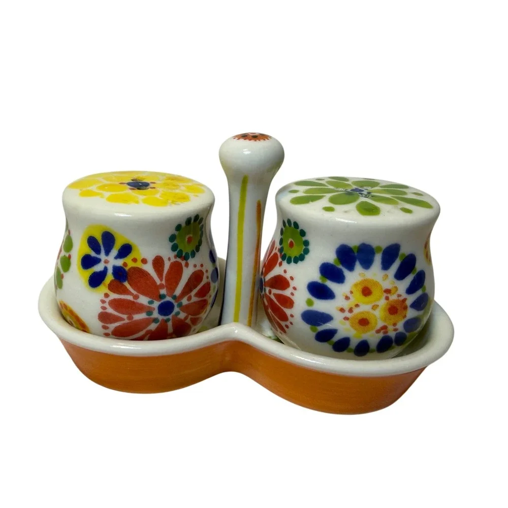 Anthropologie floral salt