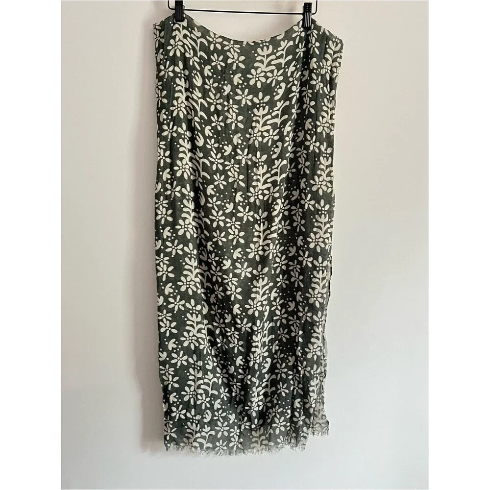 Elizabeth Gillett Terrian Happy Floral Wool Scarf NWT Whimsical floral