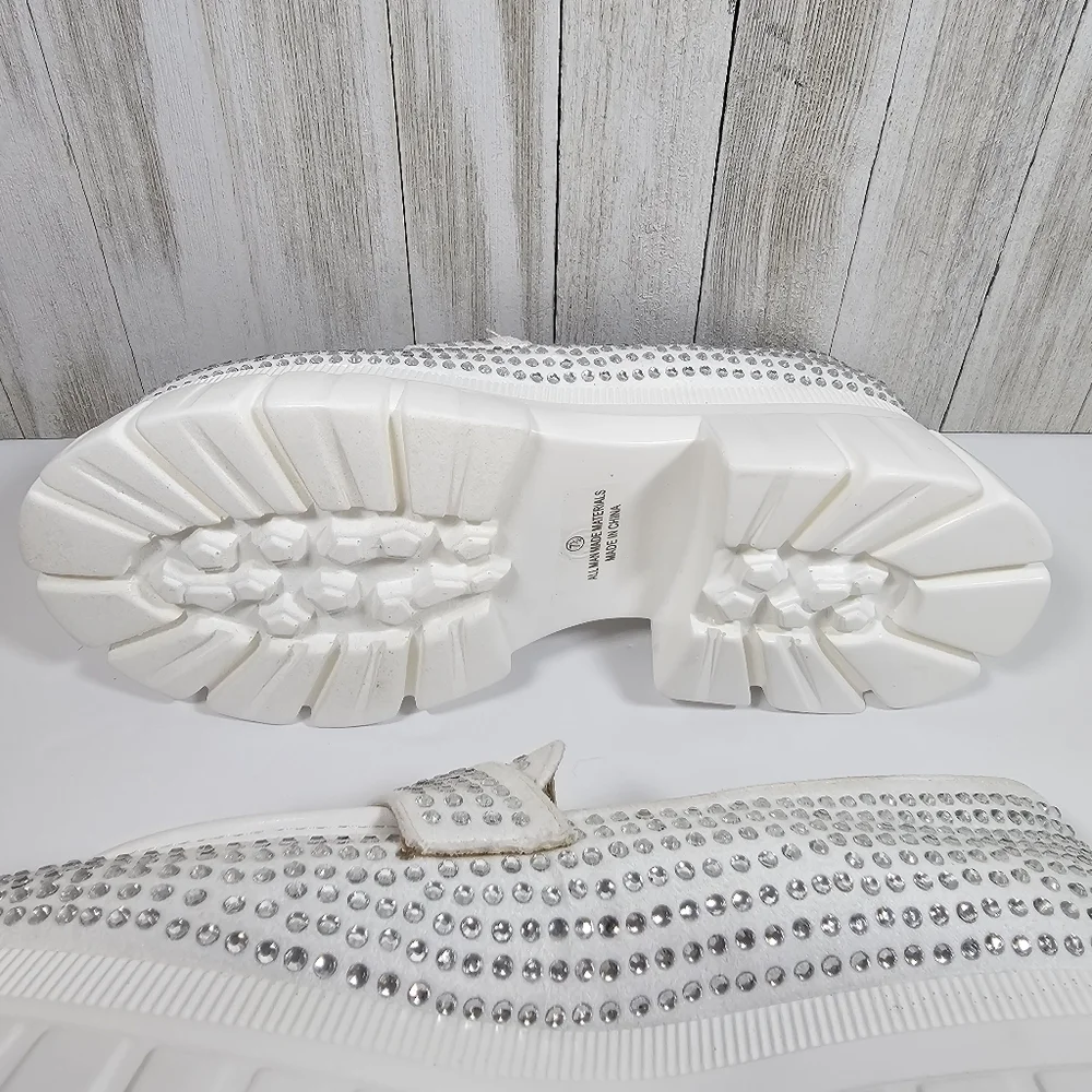 Liliana vegan white