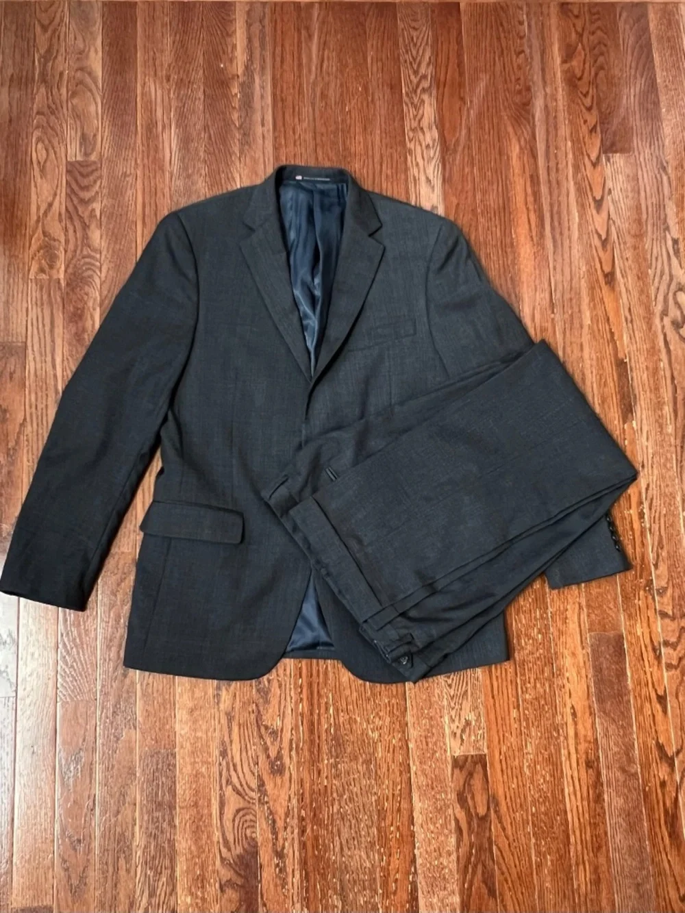 Hart Schaffner Marx Navy Blue and Brown Plaid Mens 2-Piece Suit, 42R