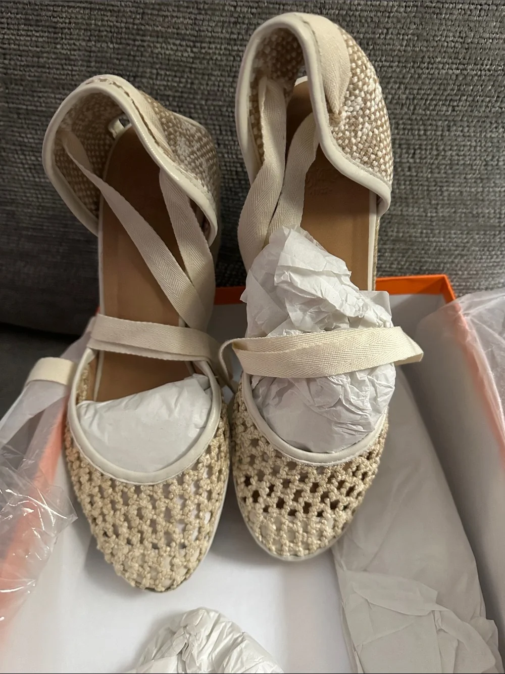 Castaner handwoven cream