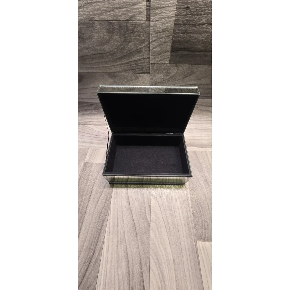 Heaton & Parke light scratching