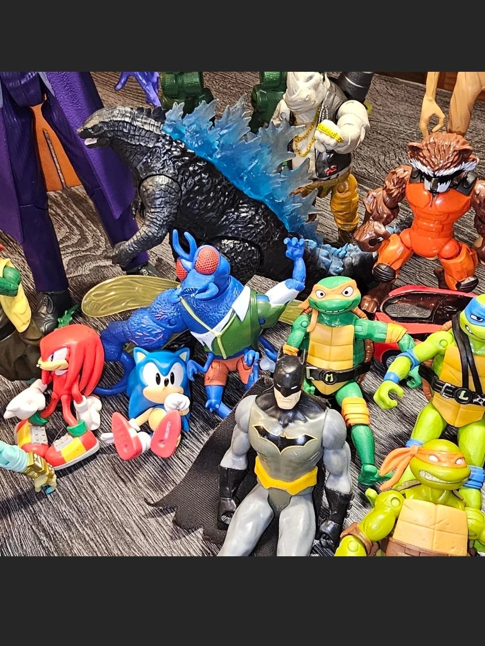Teenage Mutant Ninja Turtles/marvel Action Figure Set - Green & Red
