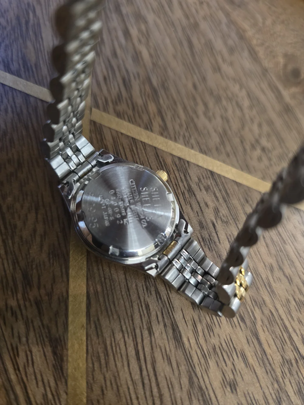 Citizen elegant women