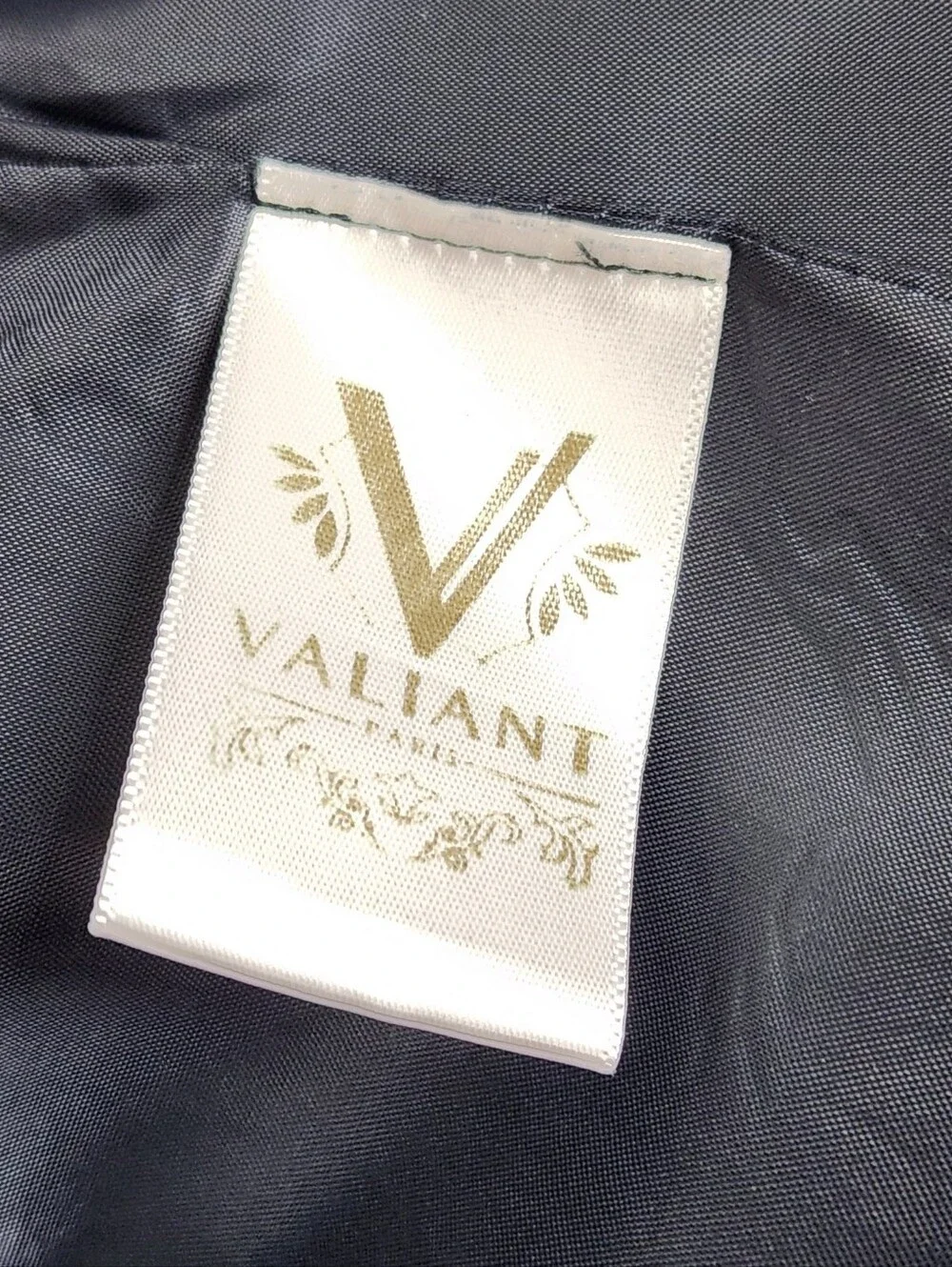 Valiant paris midnight