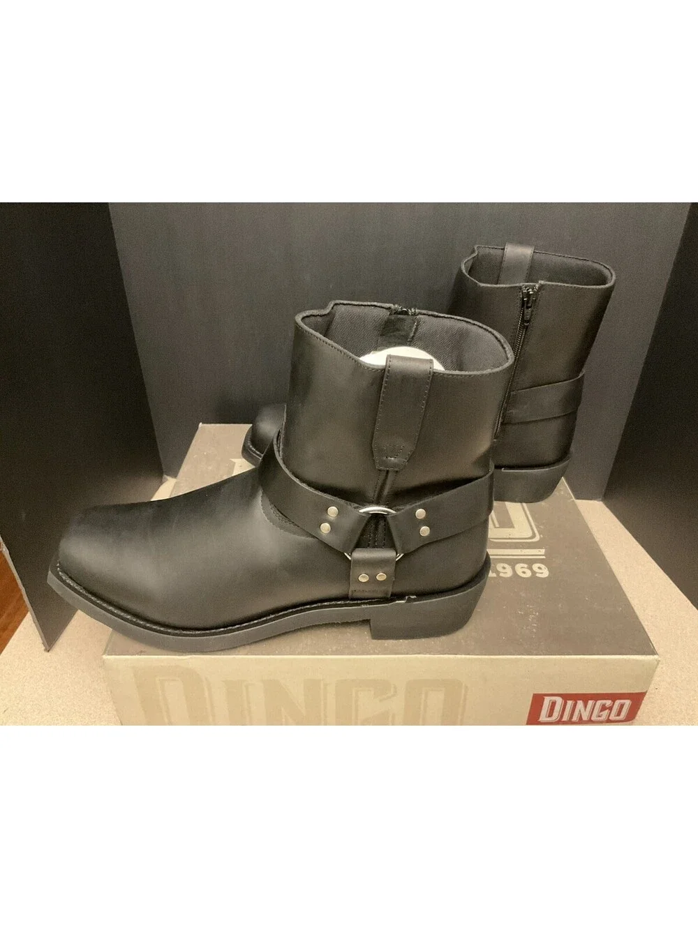 NEW! MENS DINGO REV UP ZIPPER MOTORCYCLE SQUARE TOE LEATHER BOOTS. SIZE 15D.