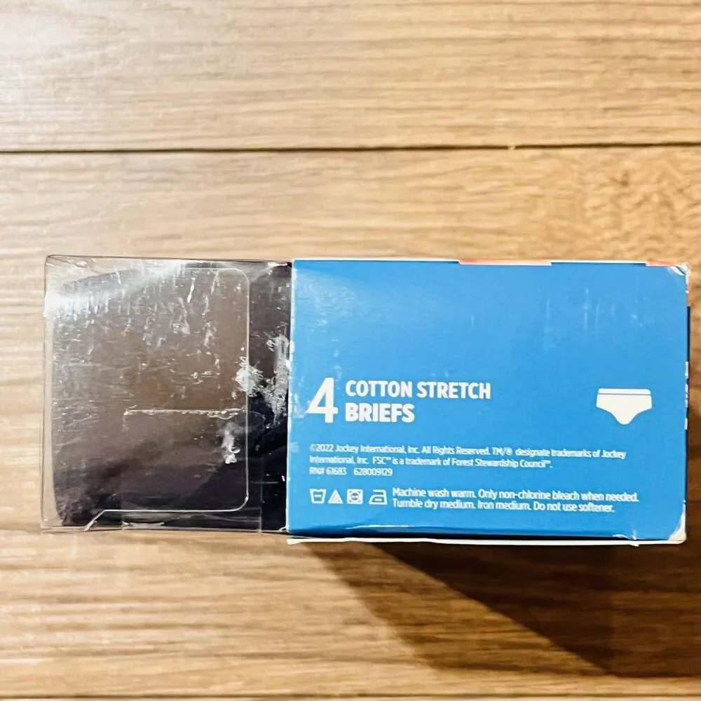 Jockey has unopened