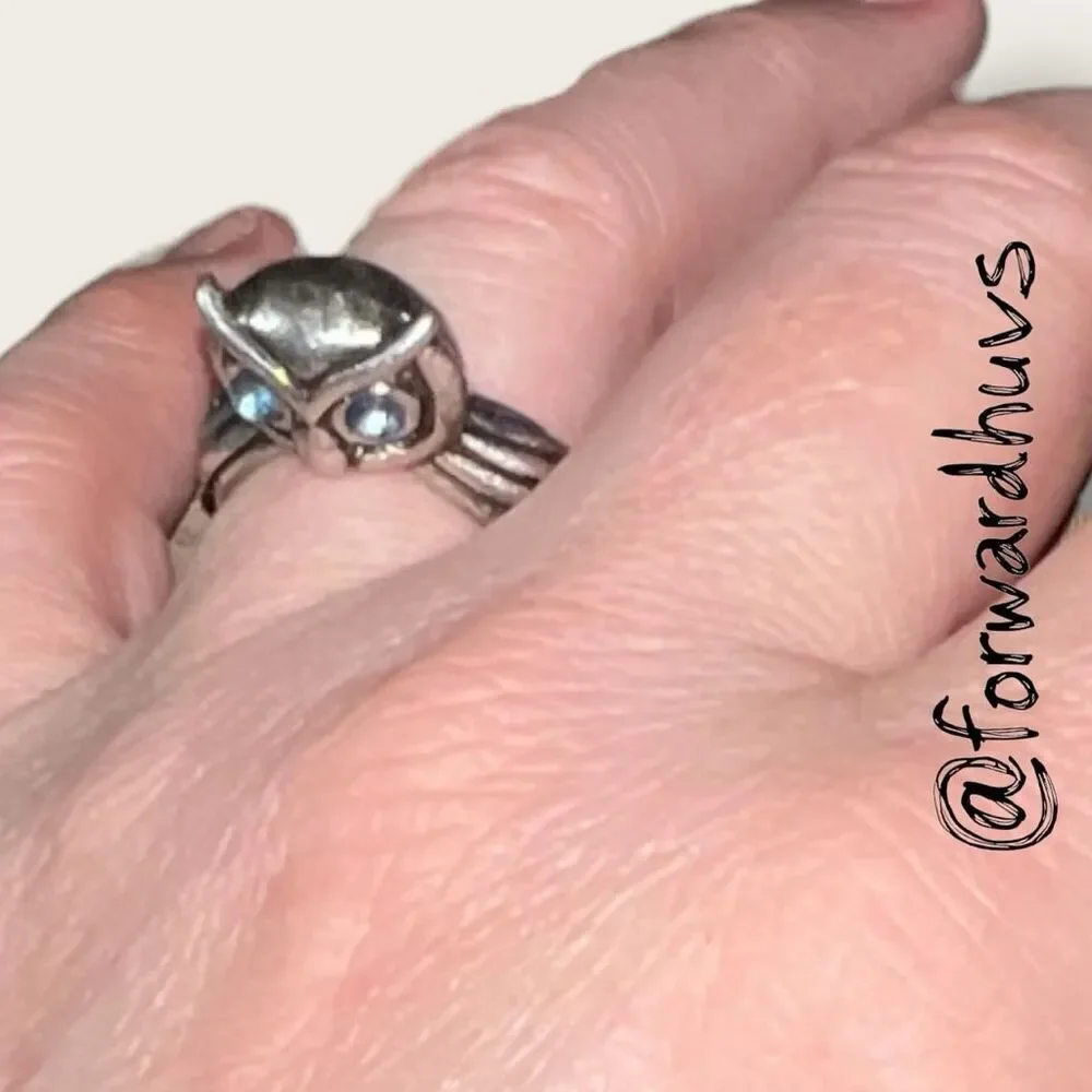 Owl Ring With Sapphire Blue Rhinestone Eyes Size 7.5