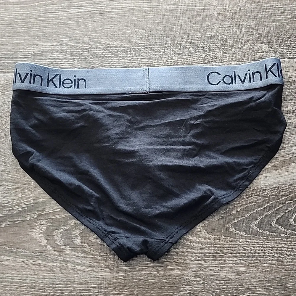 Calvin Klein calvin klein