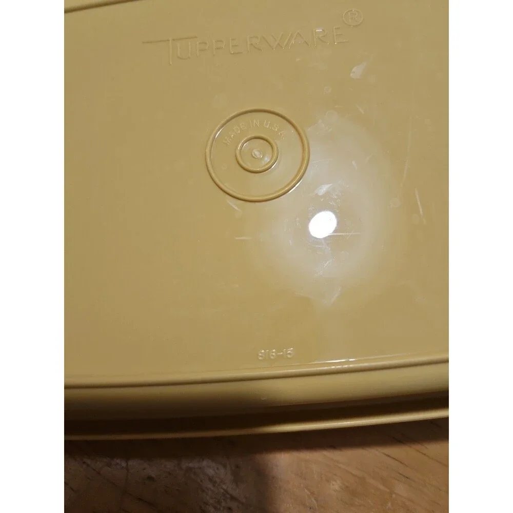 Vintage Tupperware Deli Meat Cheese Keeper Harvest Gold 816 W Sheer Lid 817 EUC