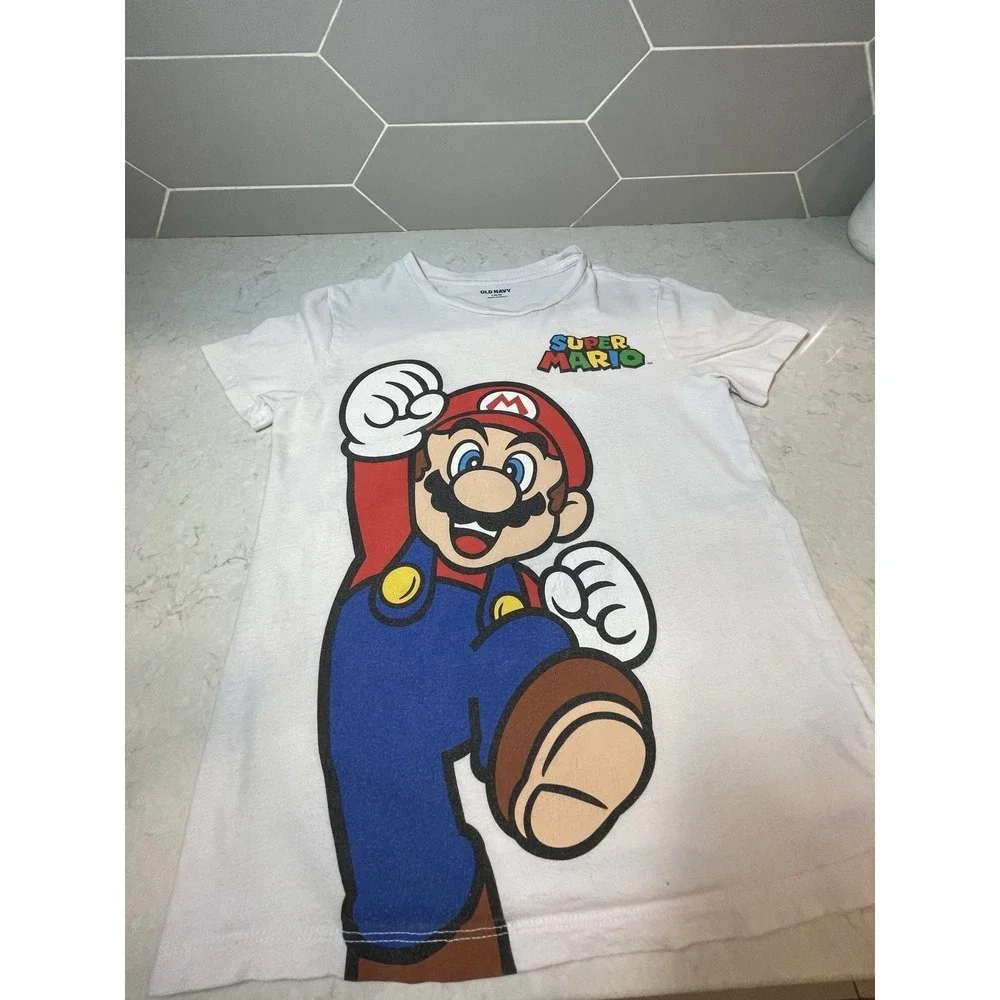 Old‎ Navy White Super Mario Graphic Tee with Red & Blue Size Large