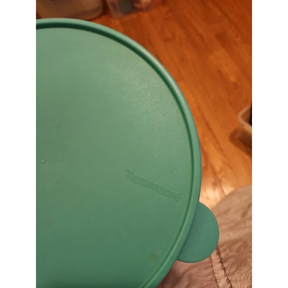 Tupperware very good