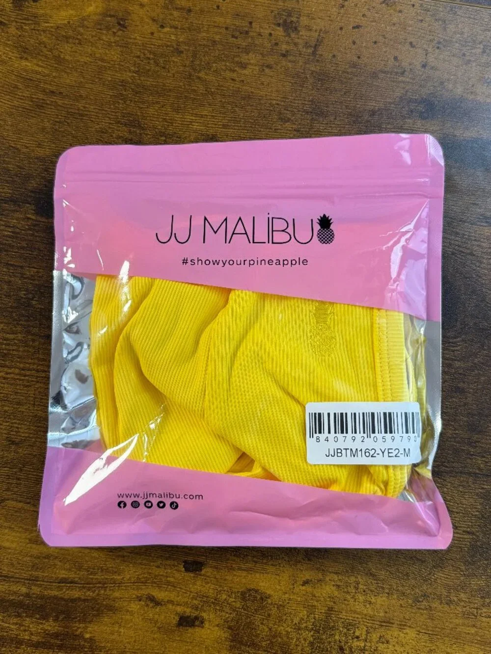 JJ Malibu materials 80%