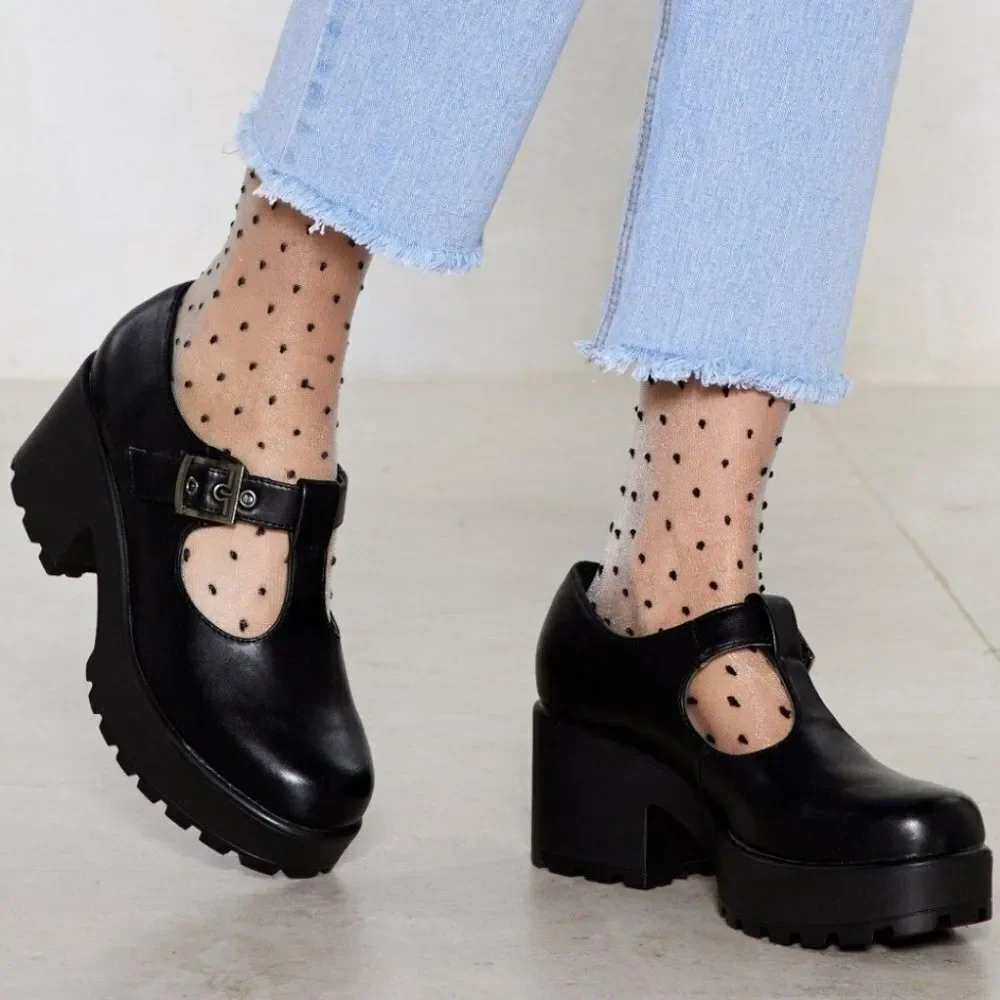 BRAND NEW GBG LOS ANGELES CHUNKY T BAR MARY JANE SHOES