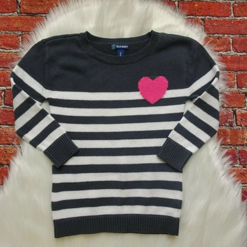 Clearance!💎5/$25 OLD NAVY Girl's Knit Pullover Sweater Heart Stripe Preppy XS