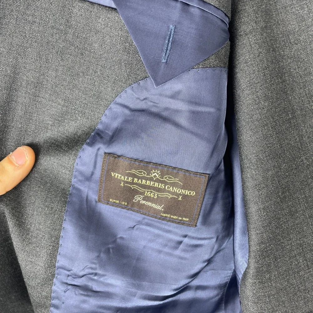 Suitsupply excellent just
