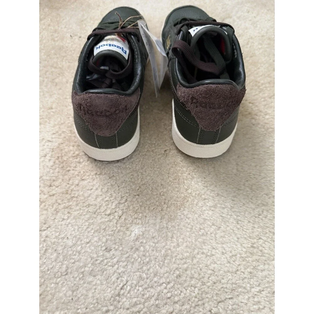 Reebok product pair