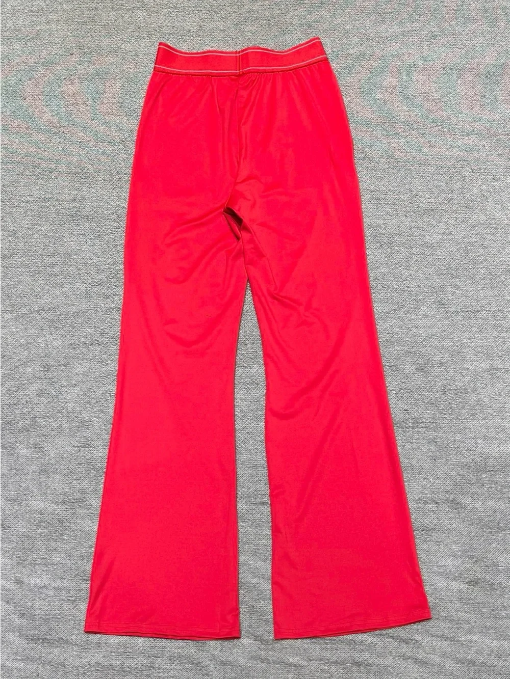 ALO Yoga matching two