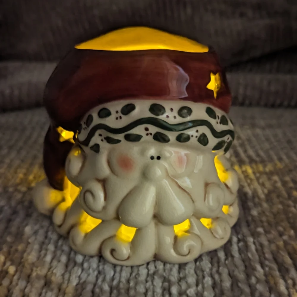 N/A cut votive seen