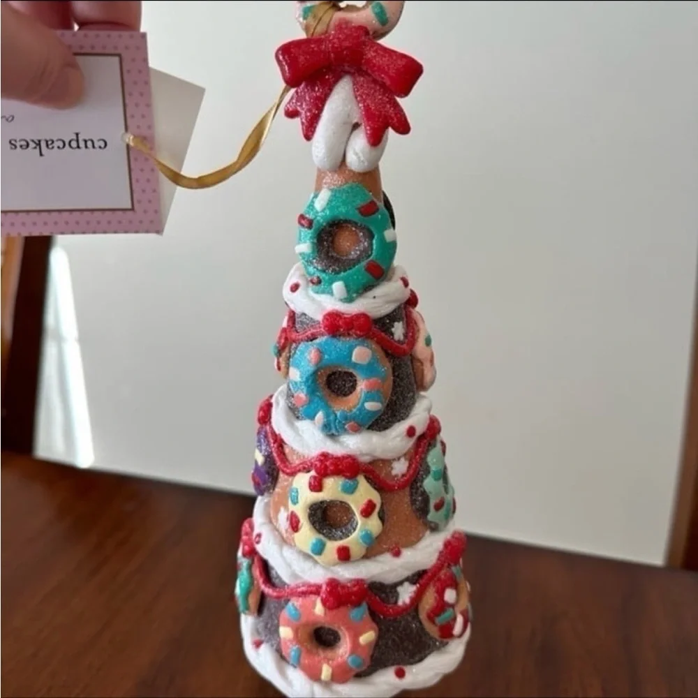 cupcakes & cashmere adorable home