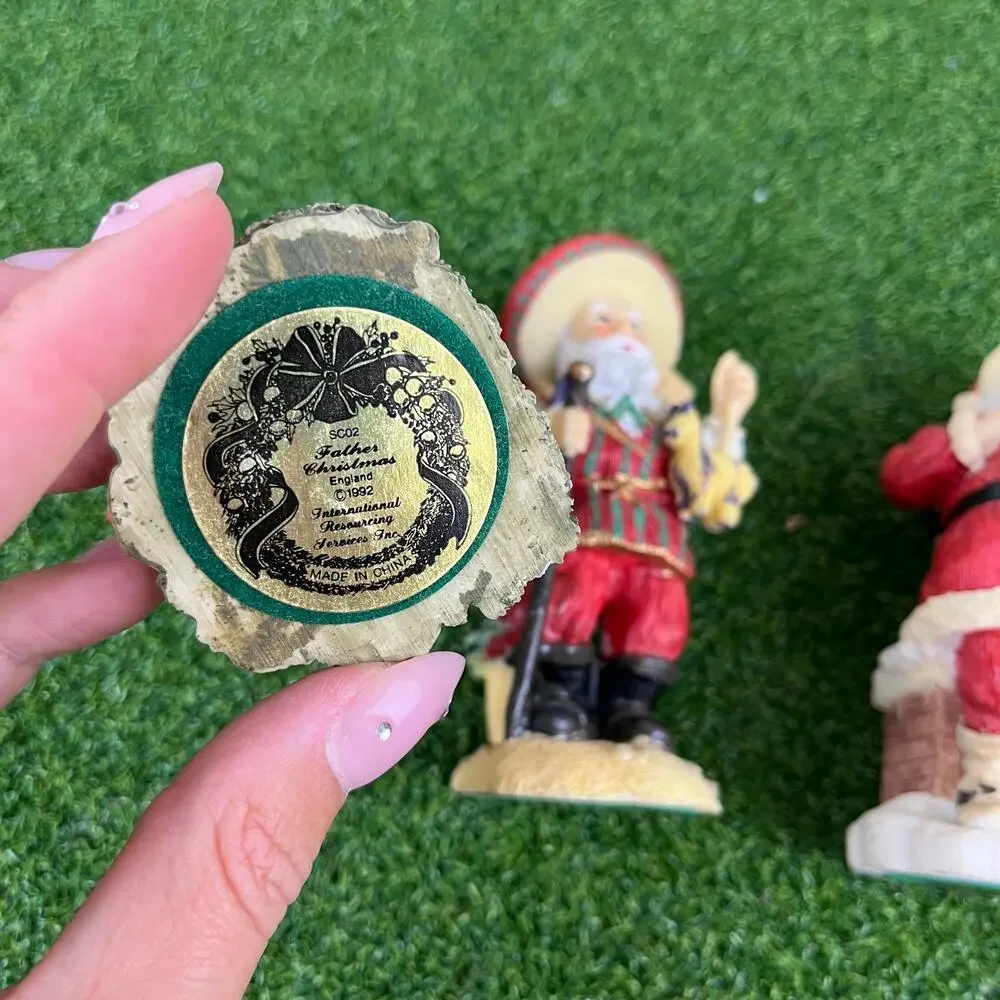 International Santa Claus get ready