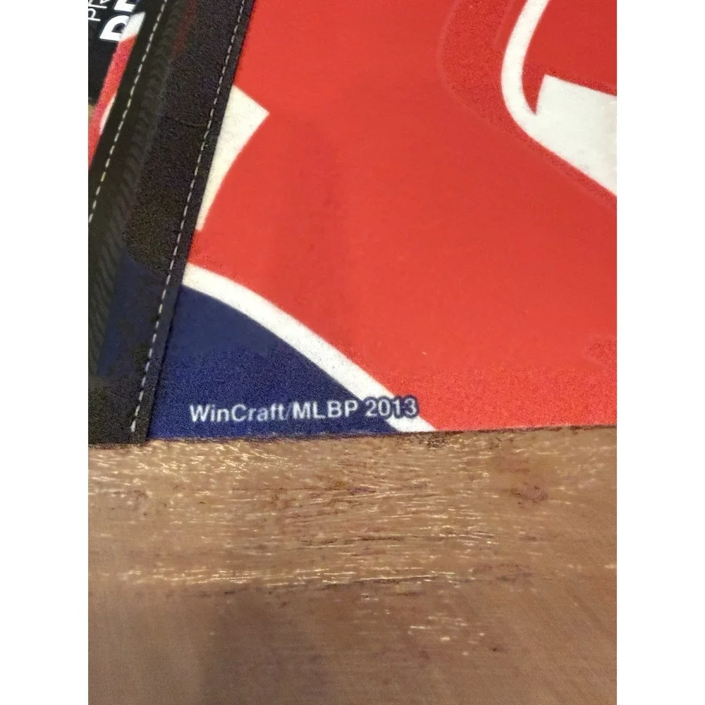 BOSTON RED SOX ROLL UP FELT‎ PREMIUM PENNANT 12