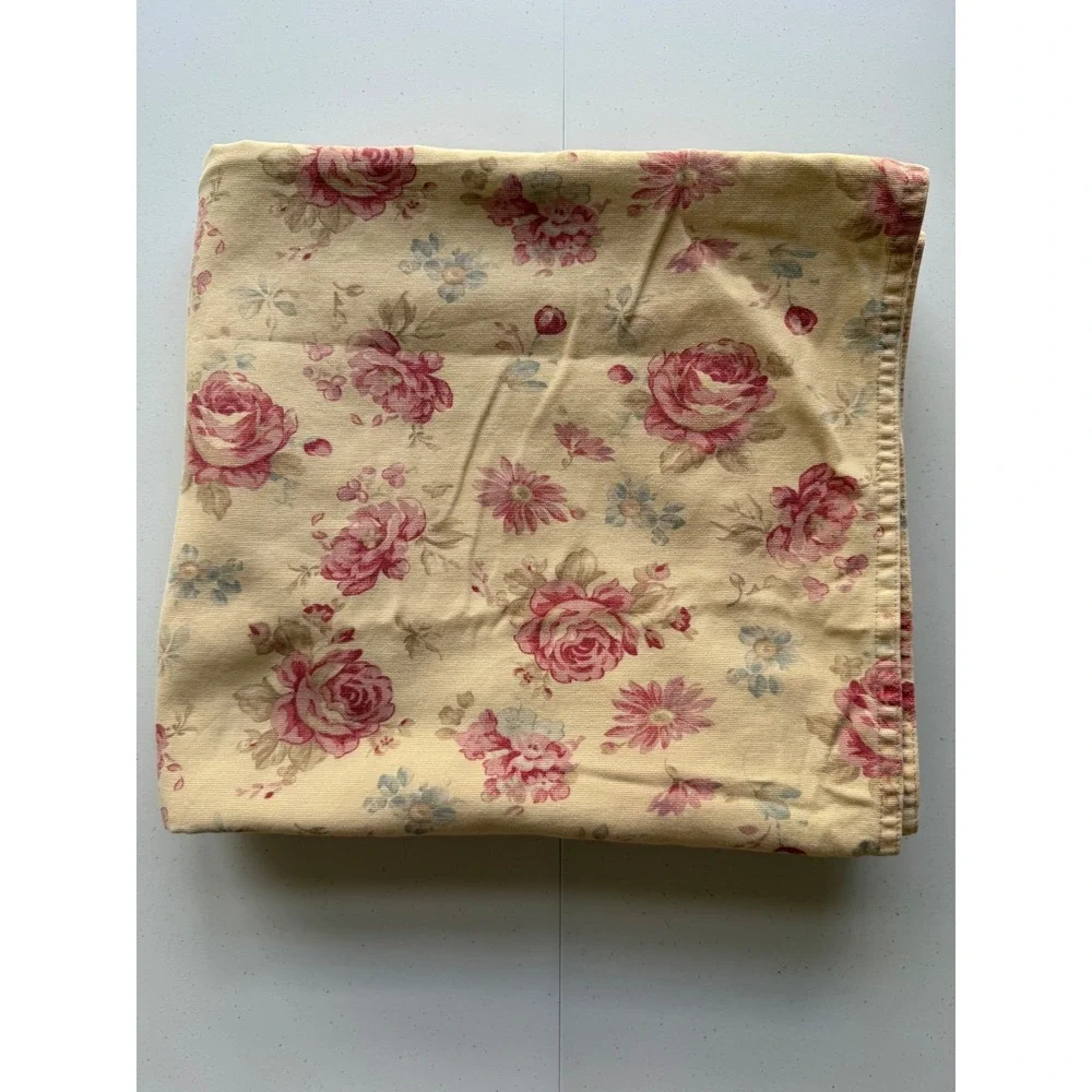 Vintage Shabby Chic Pale‎ Yellow Pink Floral Tablecloth Long Rectangle 110