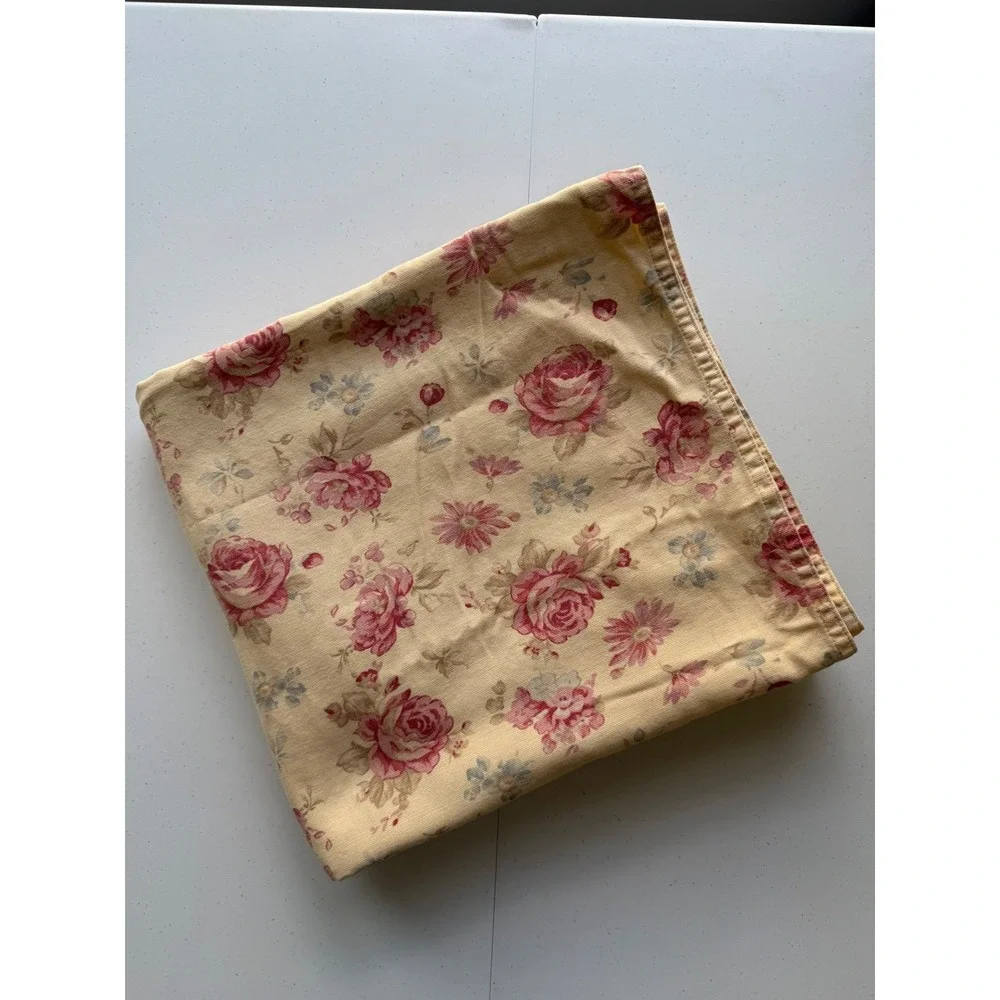 Vintage Shabby Chic Pale‎ Yellow Pink Floral Tablecloth Long Rectangle 110