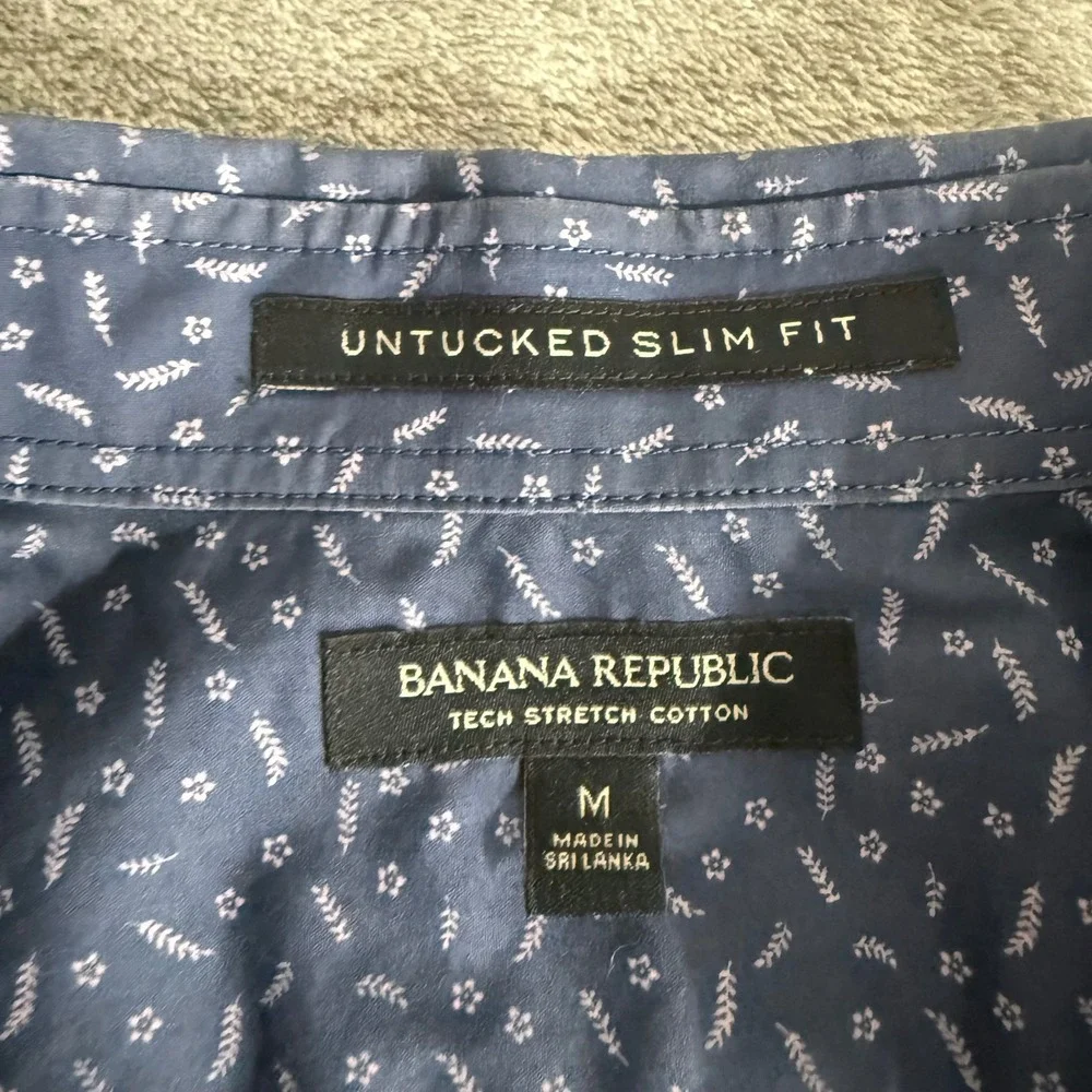Banana Republic Button Down Shirt M Navy Blue‎ Untucked Slim Fit Tech Stretch