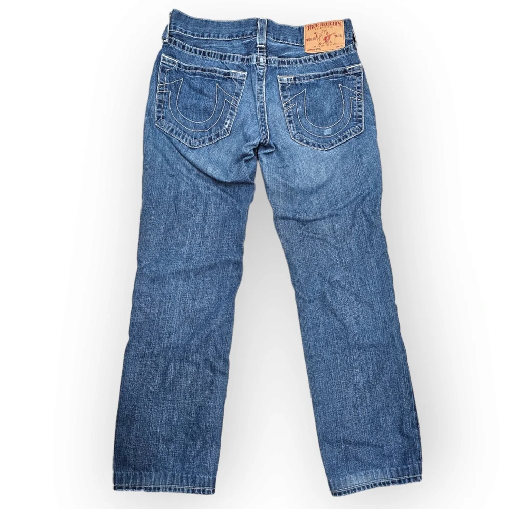True Religion Men's Geno Button-Fly Jeans Distressed W33