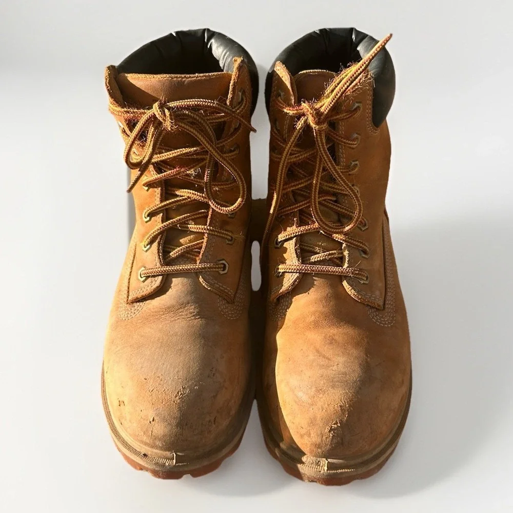 Timberland moderate signs