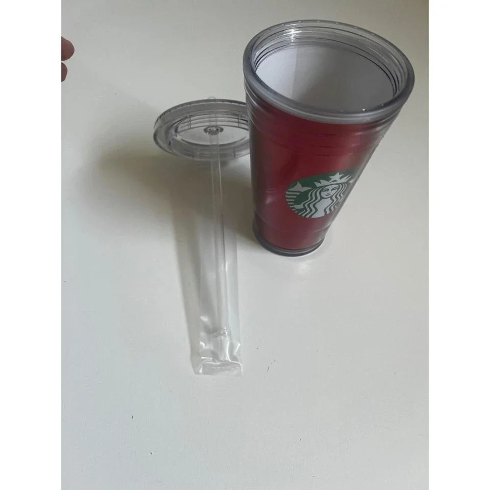 Starbucks Red Plastic Tumbler with Lid and Straw 16 fl oz‎ New