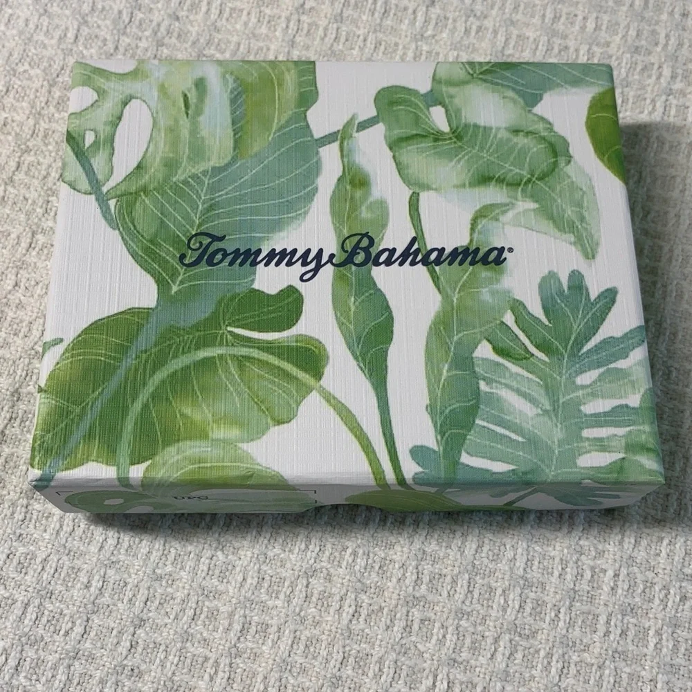 Tommy Bahama brown leather cardholder mens wallet
