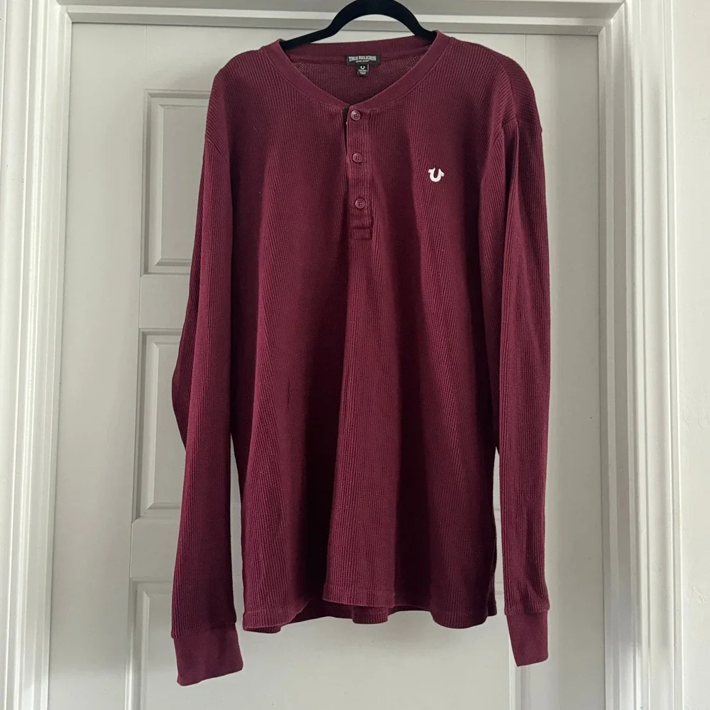 True Religion Henley Shirt Mens 3XL Burgundy Waffle Knit Long Sleeve Logo Top