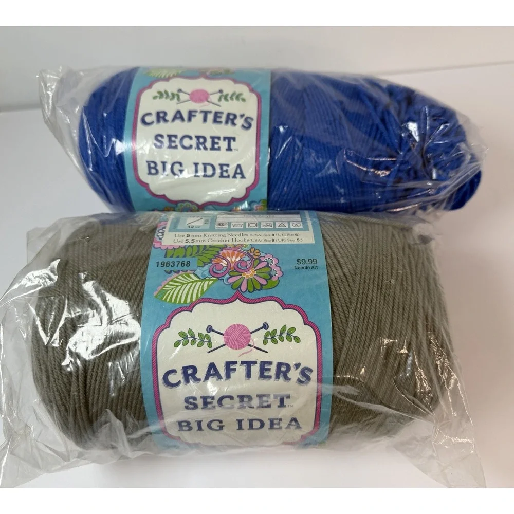 Crafter's Secret Big Idea Acrylic Yarn 2‎ Skeins New 16oz Each