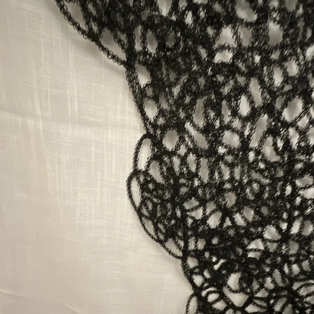 N/A black textured