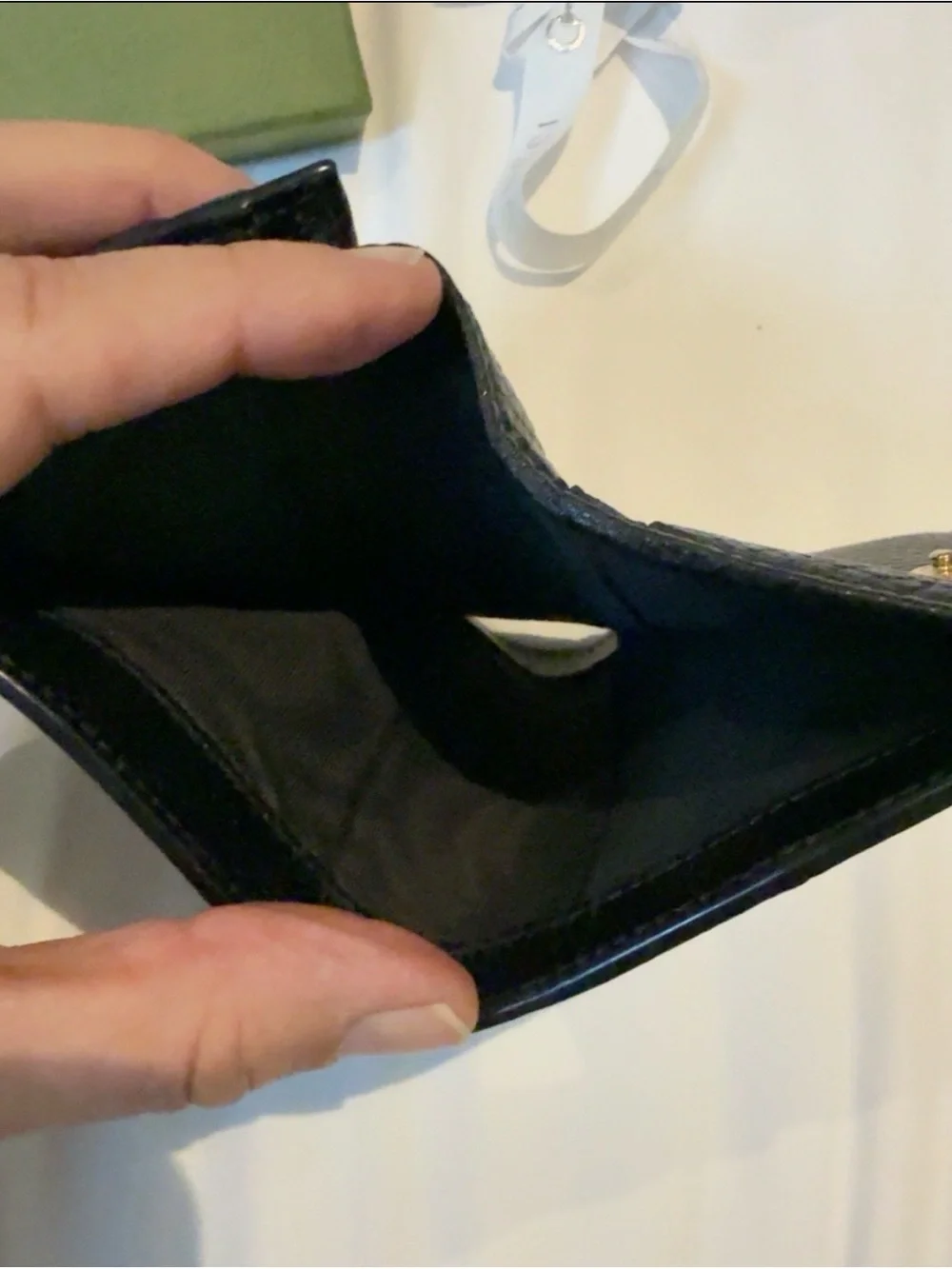 Gucci bifold card
