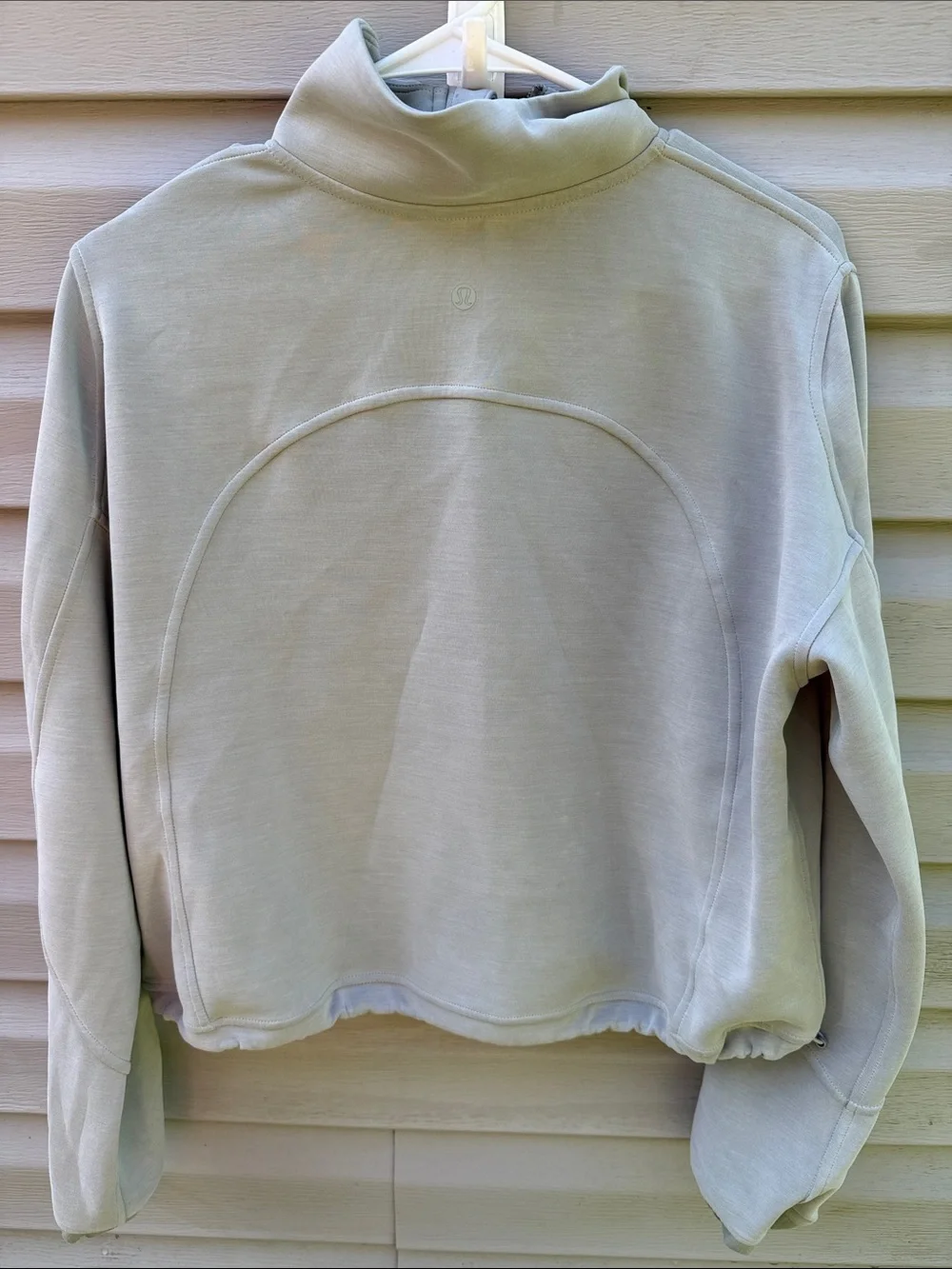 lululemon athletica convenient includes zip