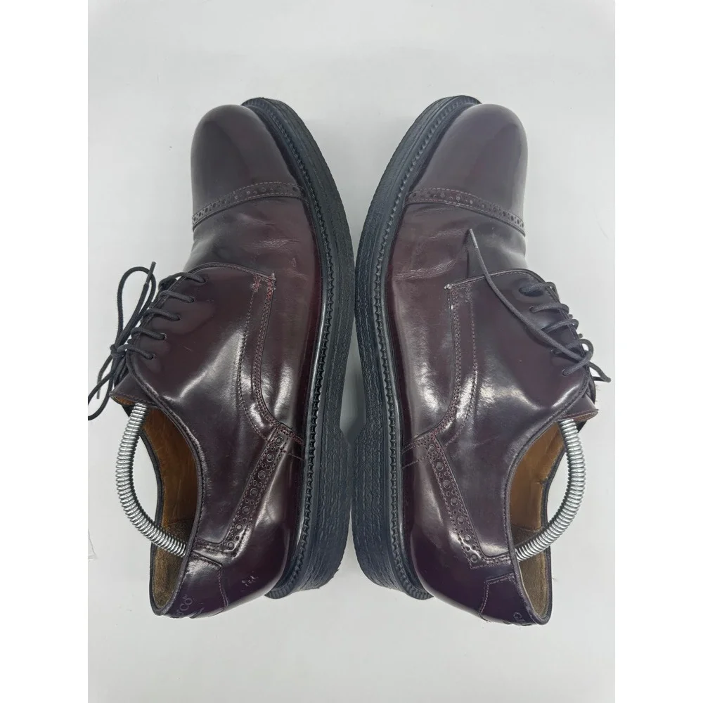 G.H. Bass & Co. preowned shoes