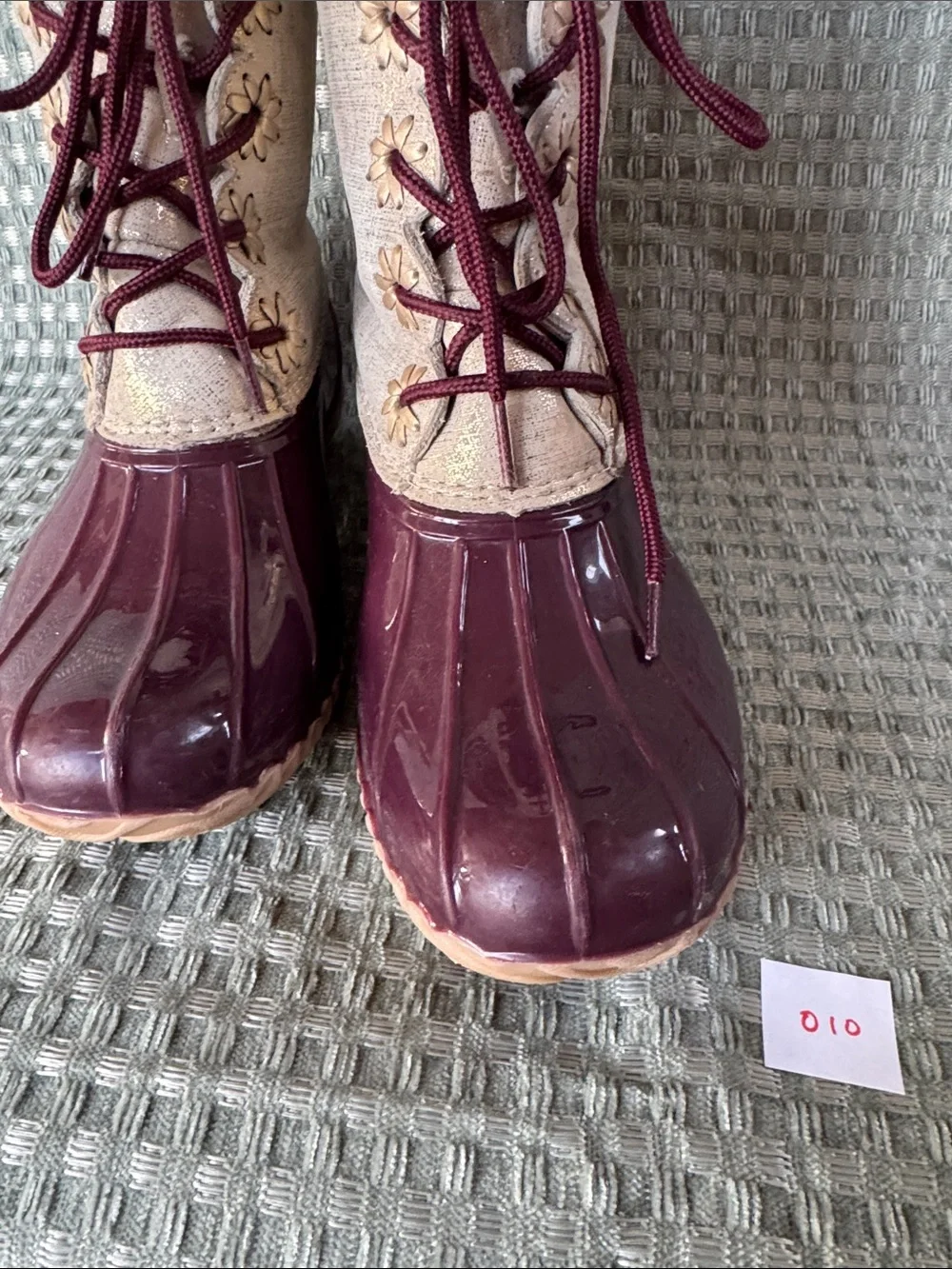 Jack Rogers Chloe Women's Burgundy and Cream Lace-Up Duck Boots Size 8