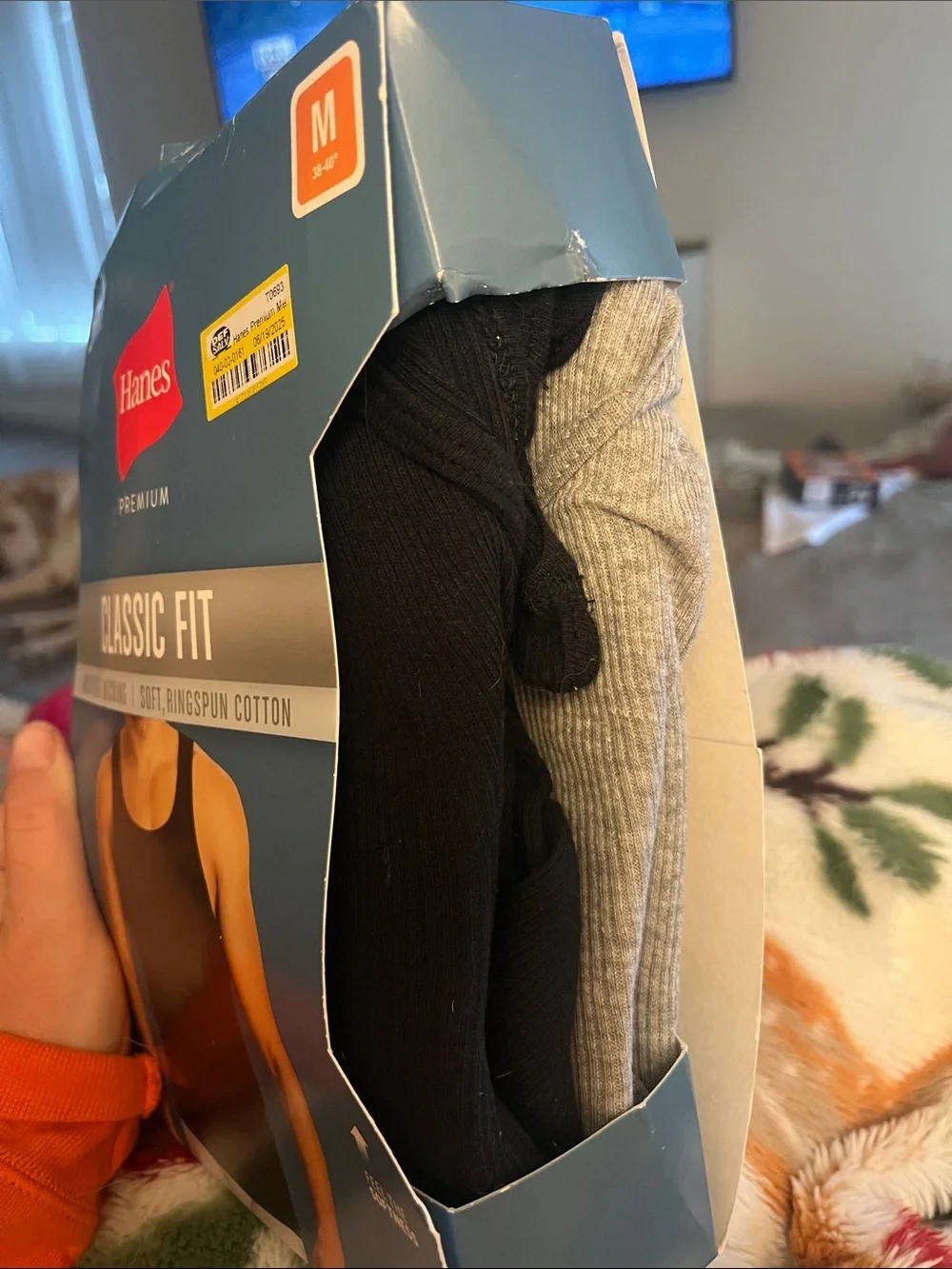 Hanes tagless blend fit