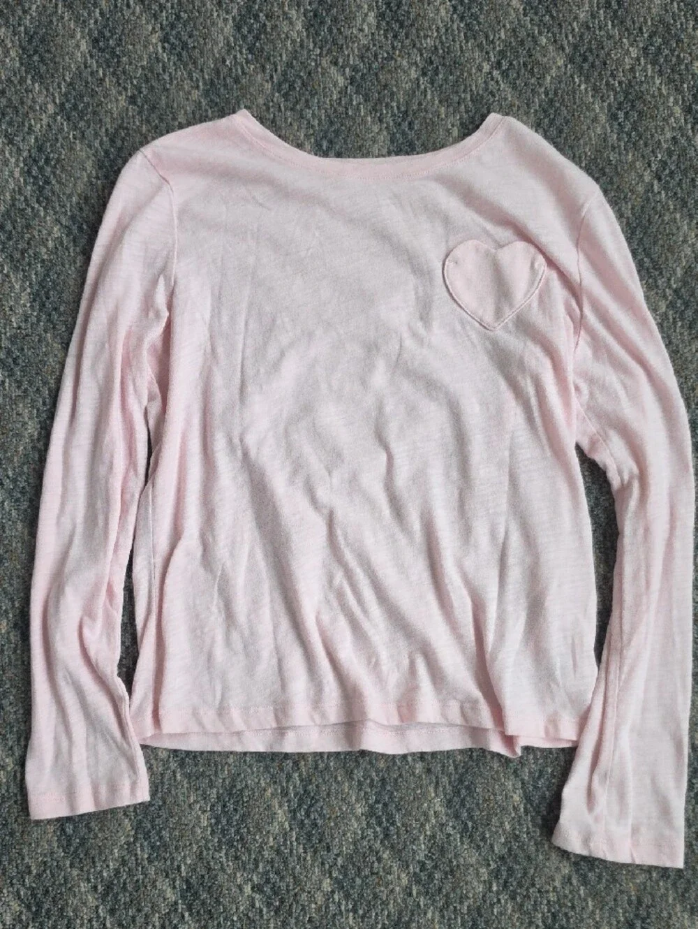 2 Old Navy Kids Long-Sleeve Tops Plus Free Shirt