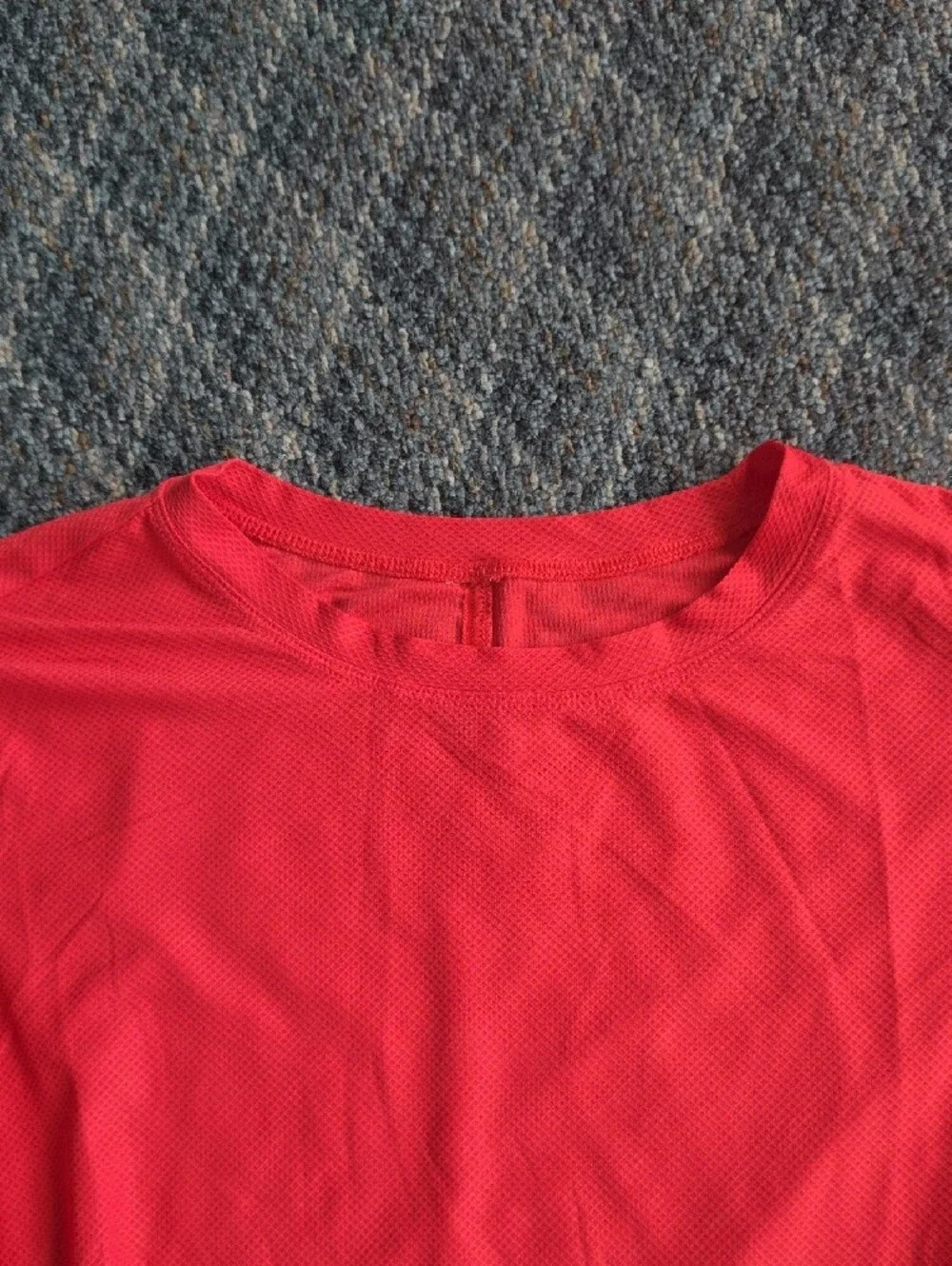 2 Old Navy Kids Long-Sleeve Tops Plus Free Shirt