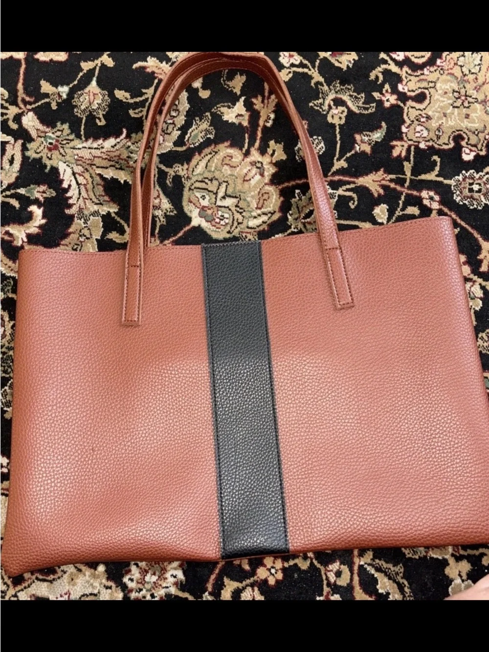 Vince Camuto structured pebbled