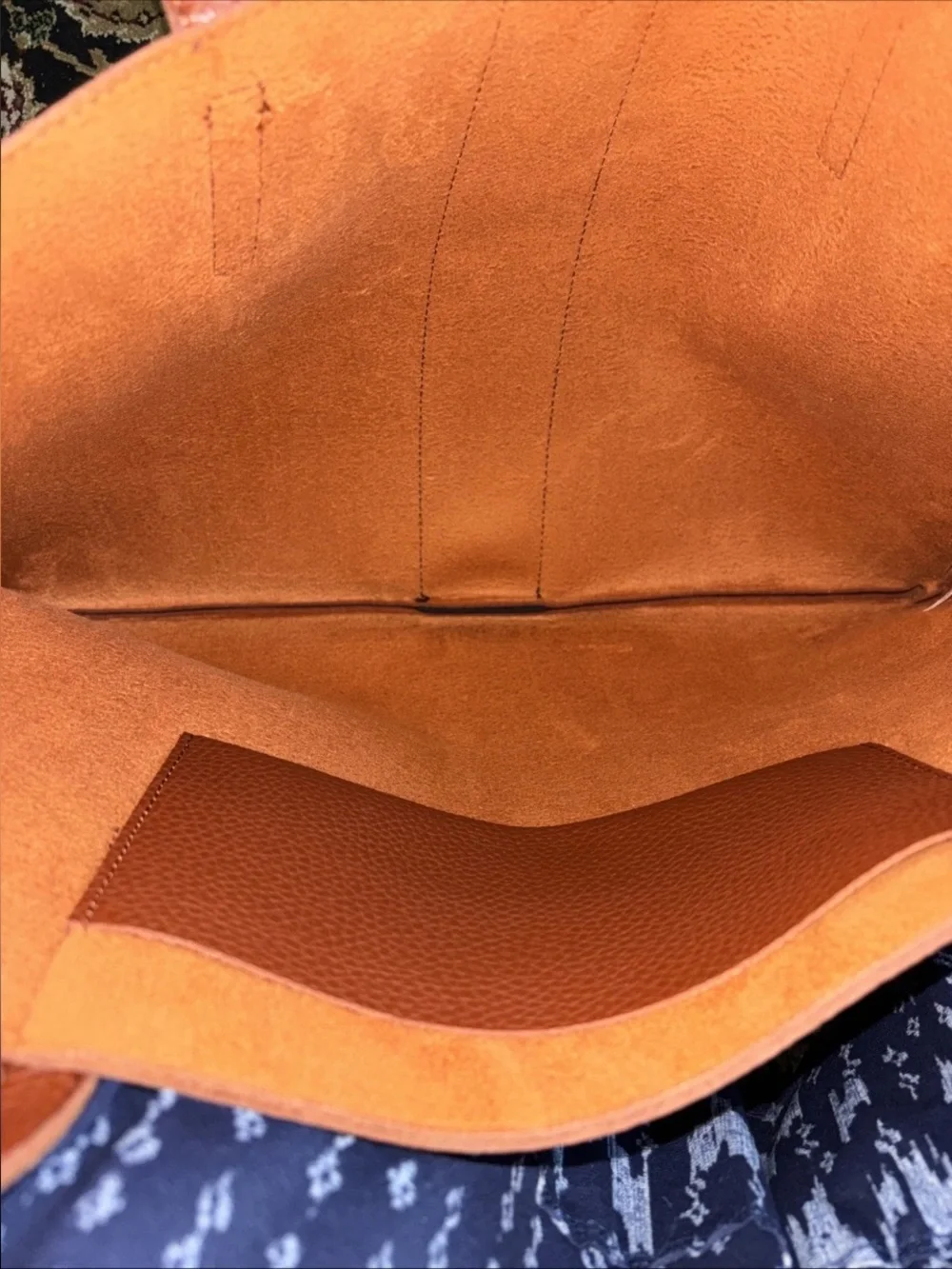 Vince Camuto structured pebbled