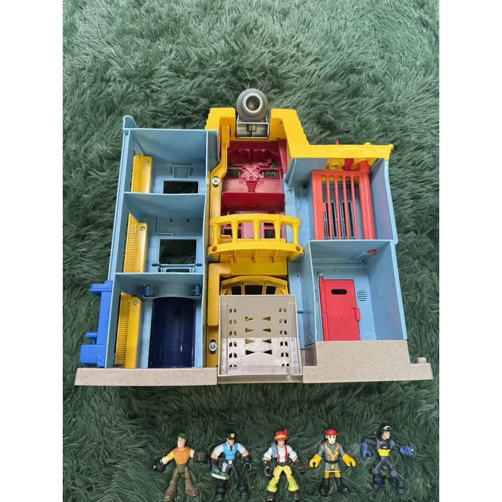Fisher-Price Imaginext Emergency Rescue City Playset with 8 Action Figures Lot