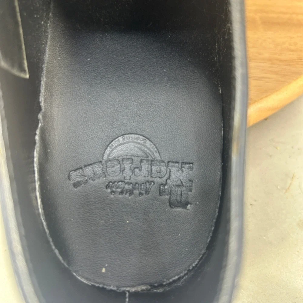Dr. Martens excellent used