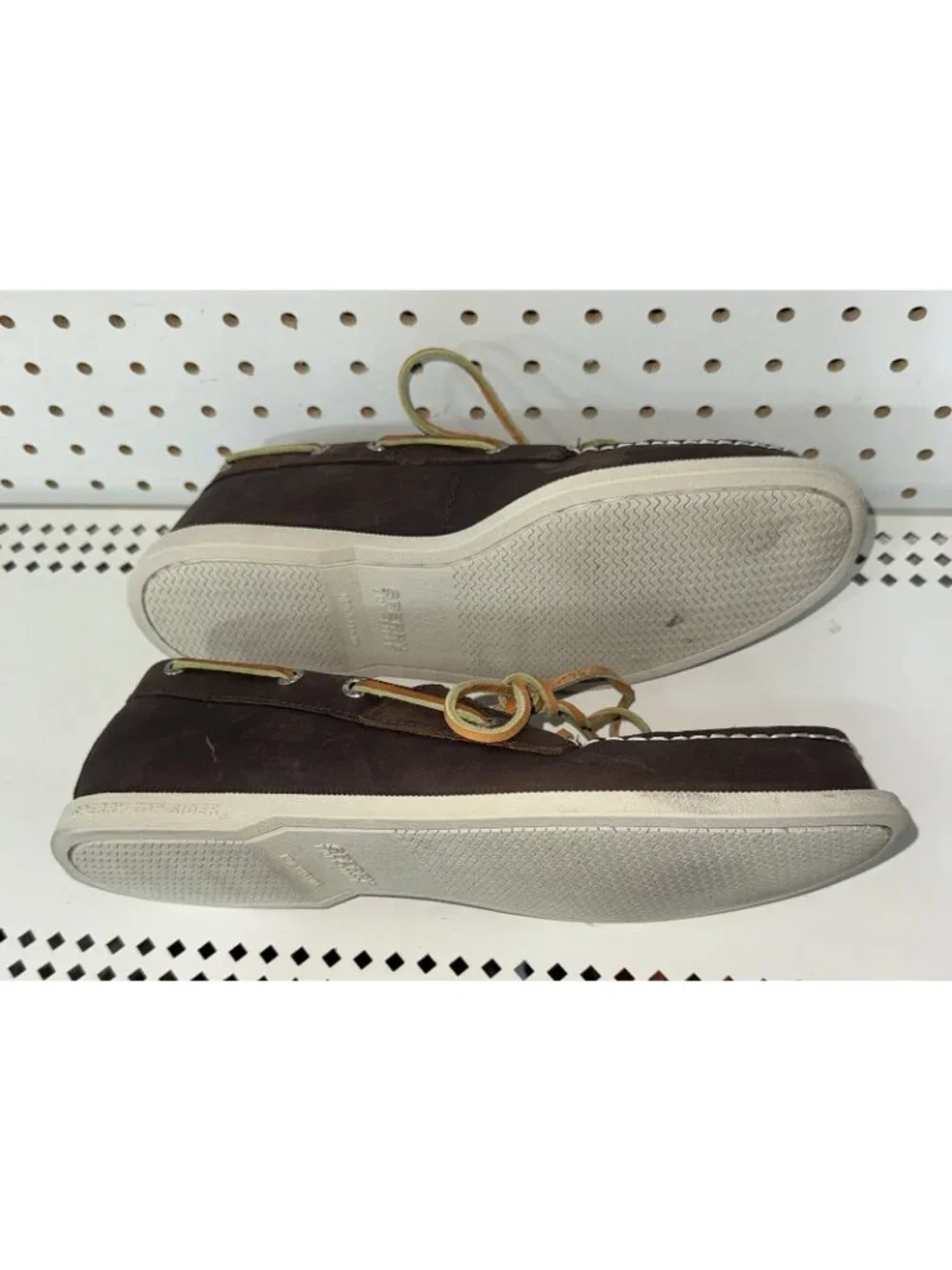 Sperry excellent see
