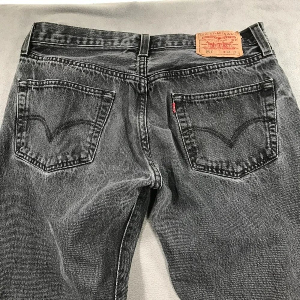 Levis measurements are