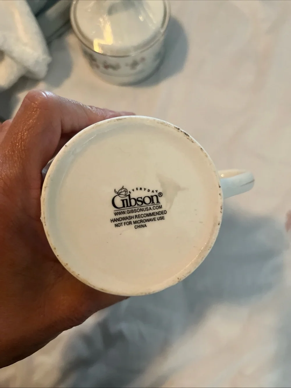 Gibson vintageWhite Ceramic Creamer & Sugar Set with Red Berries and Green Holly
